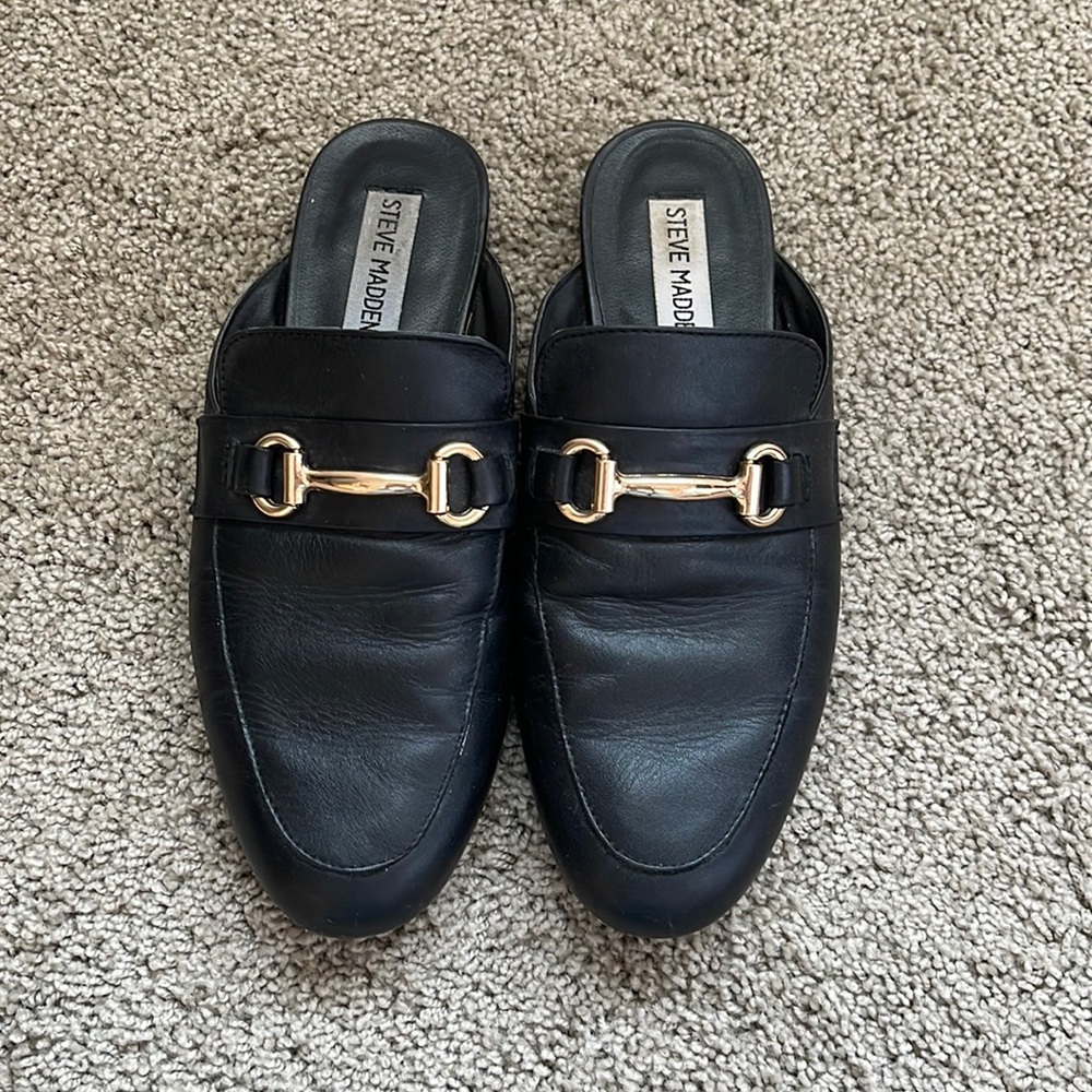 Kandi Black Leather Steve Madden Loafer
